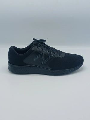 New Balance 413