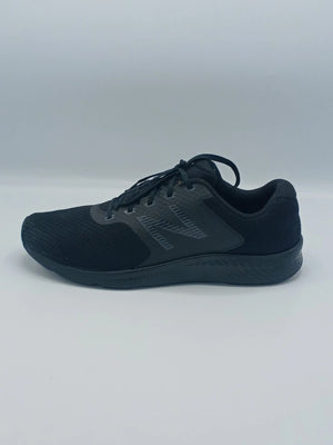 New Balance 413
