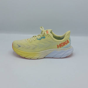 Hoka Arahi 6