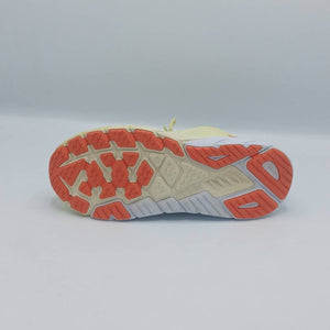 Hoka Arahi 6
