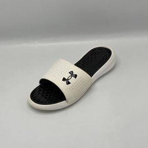 Under Armour Play Make