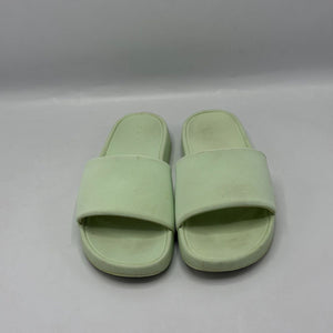 Lululemon Rest Feet