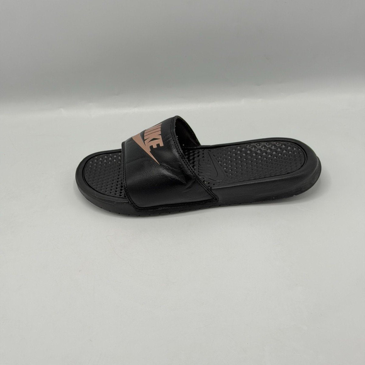 Nike Victori One