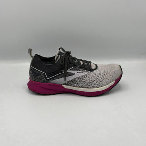 Brooks Ricochet 3