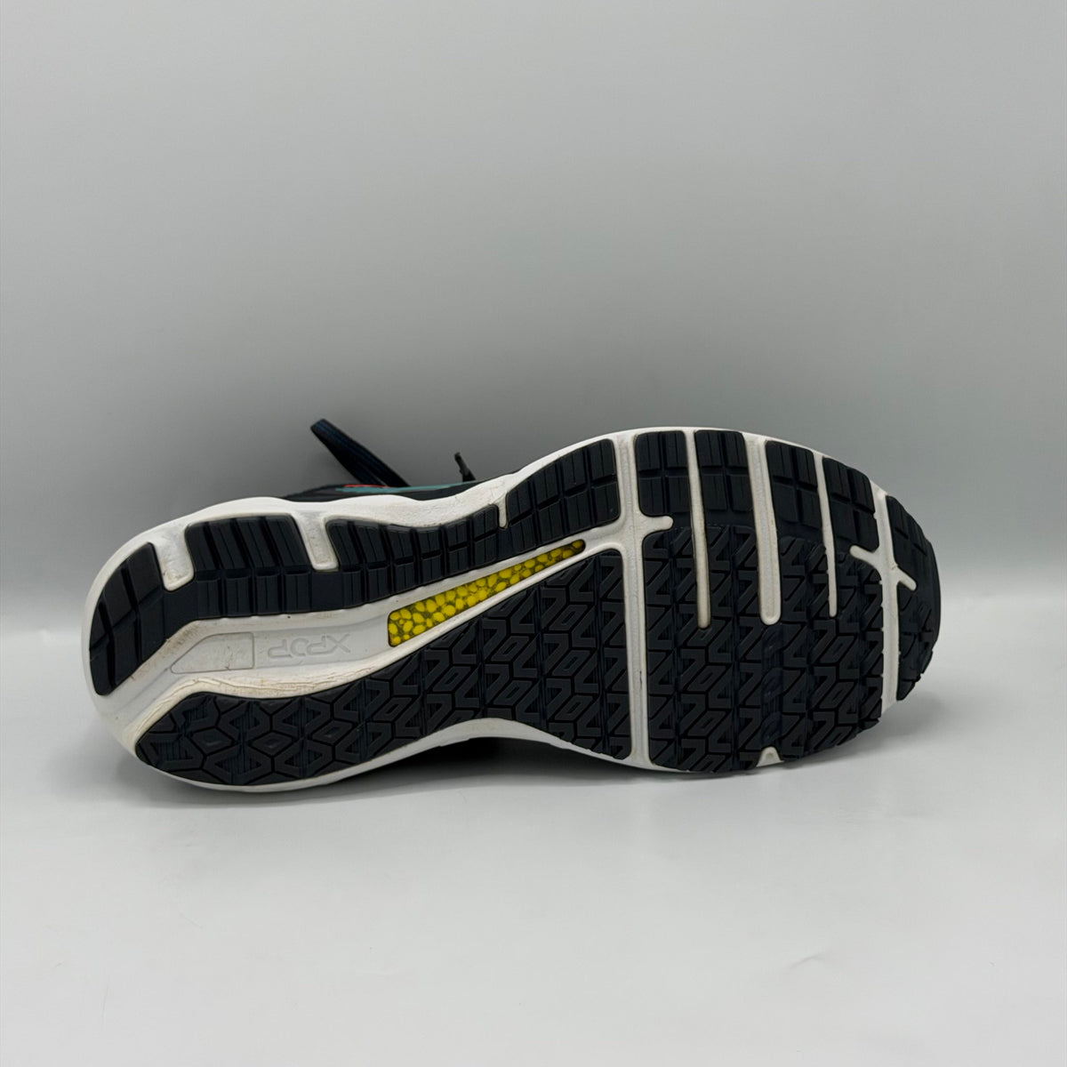 Mizuno Wave Horizon