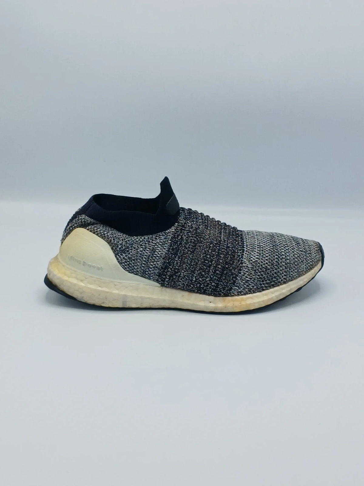Adidas UltraBoost Laceless