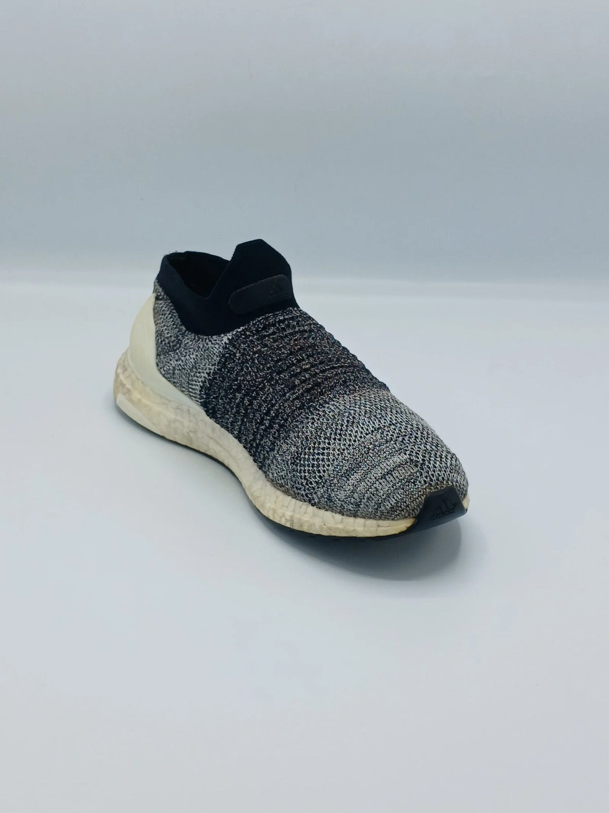 Adidas UltraBoost Laceless