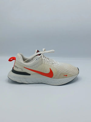 Nike React Infinity