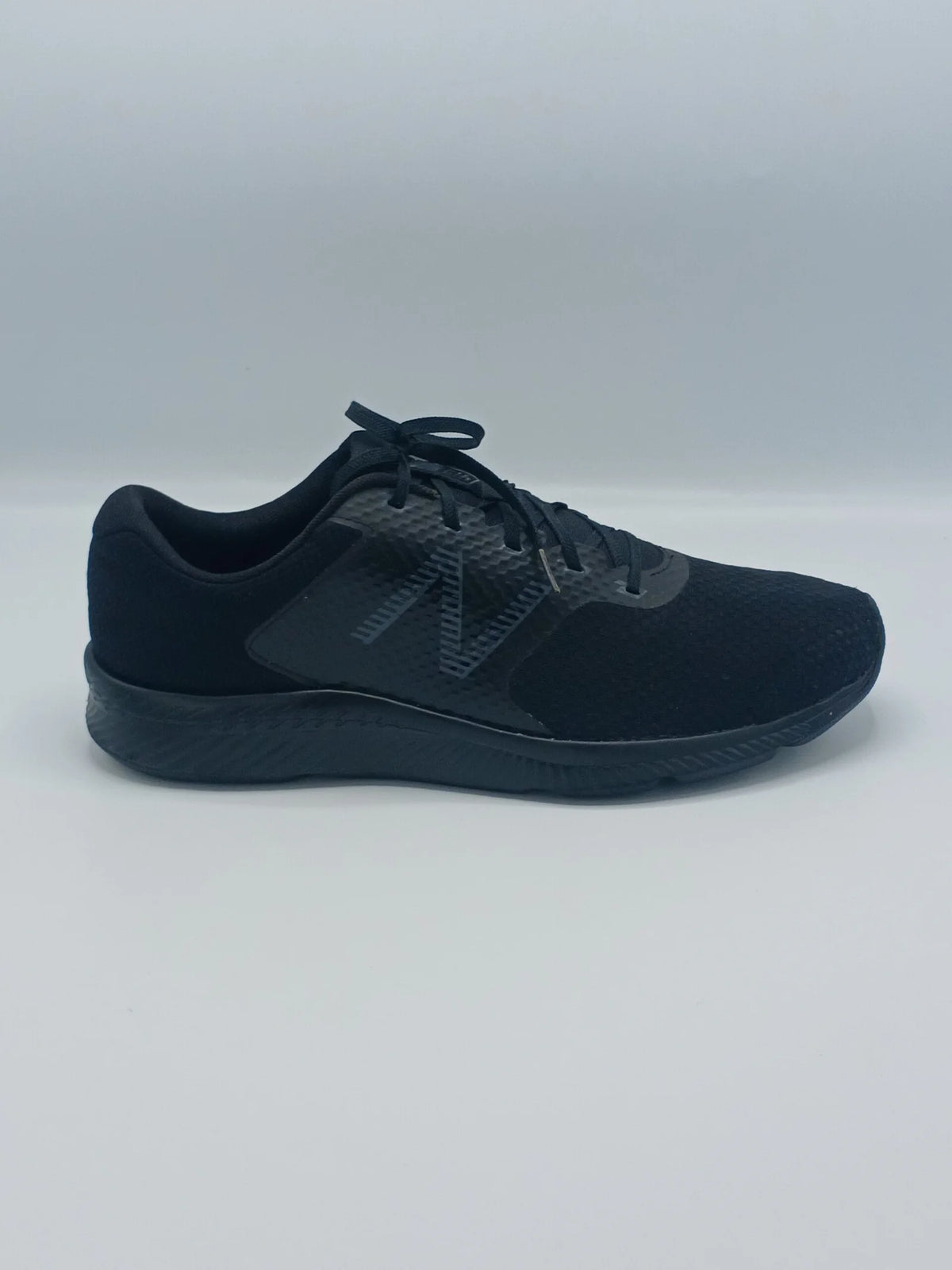 New Balance 413