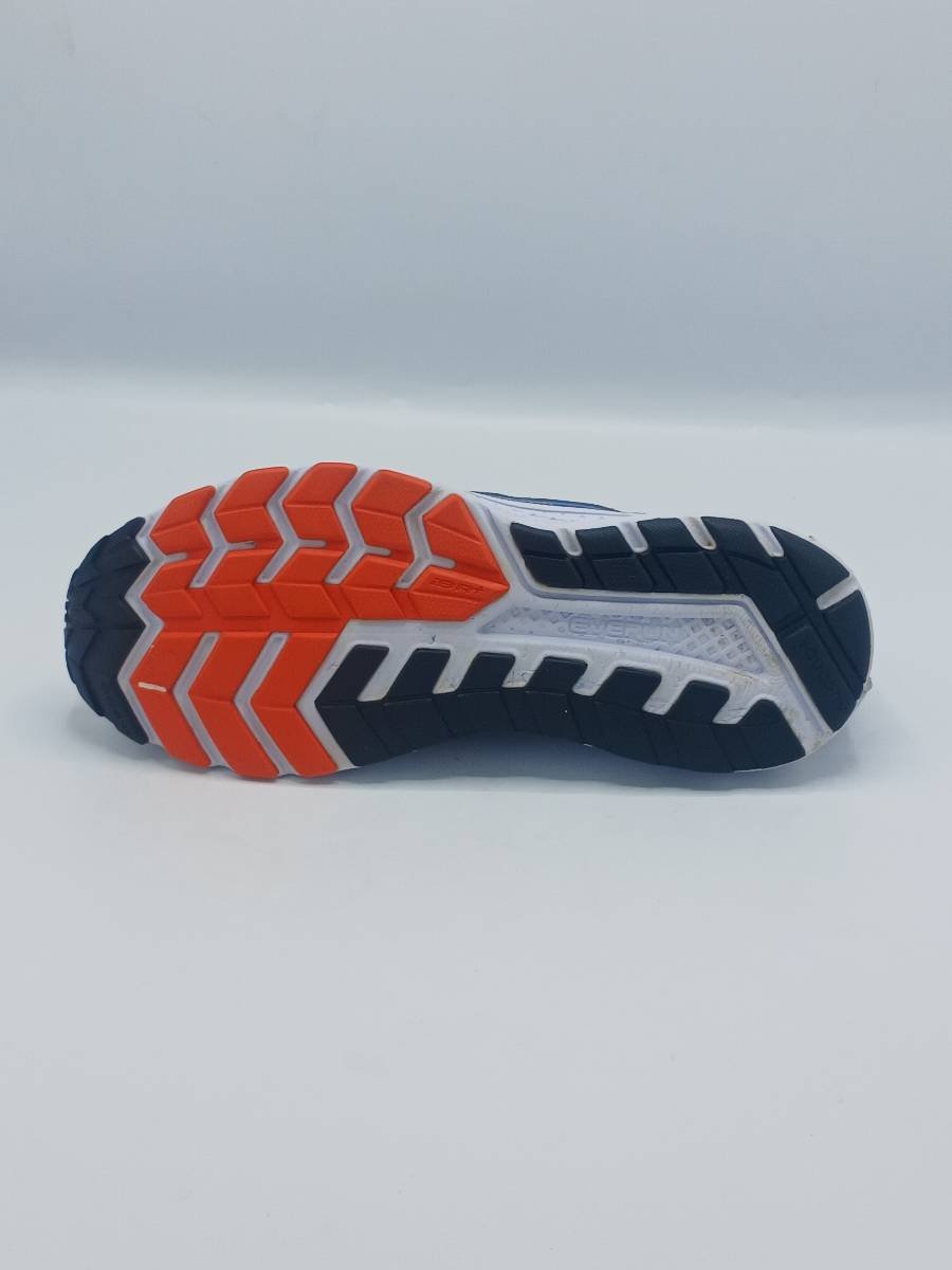Saucony Omni 16