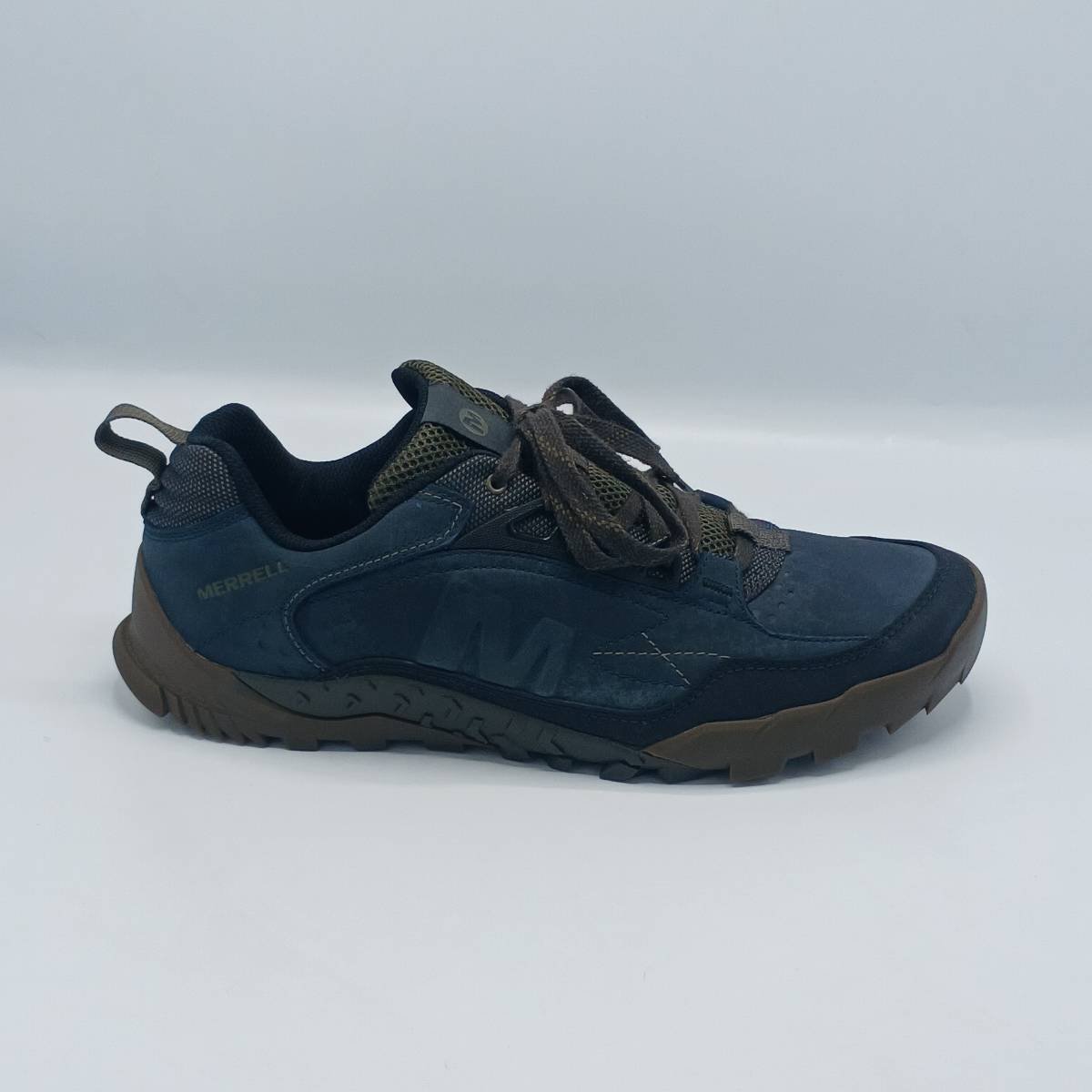 Merrel Annex Trak Low