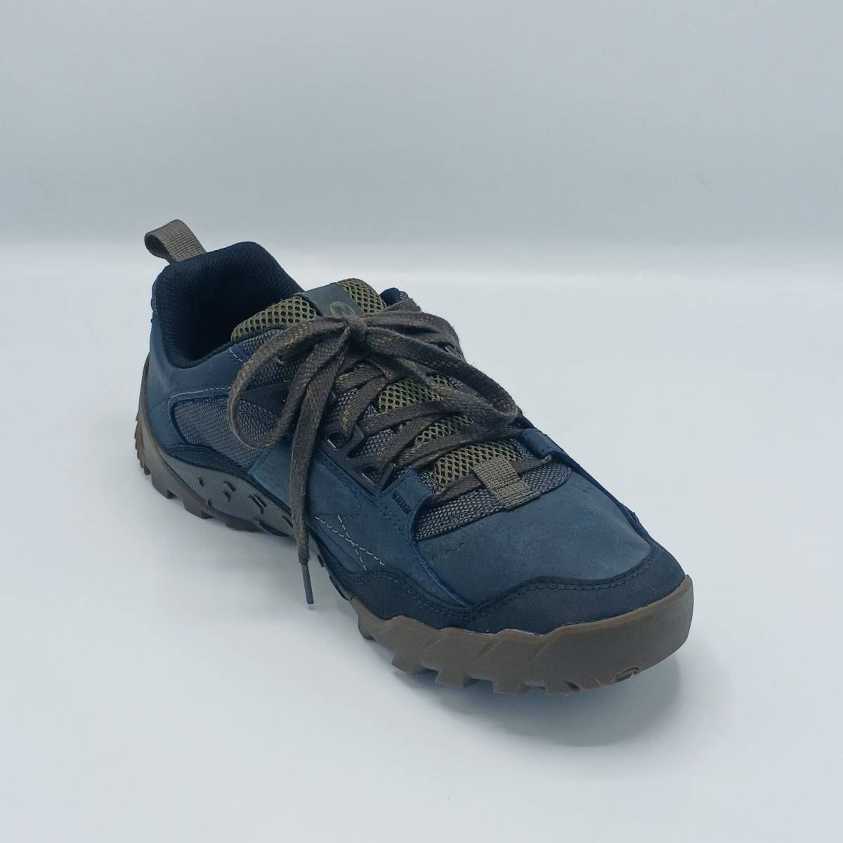 Merrel Annex Trak Low