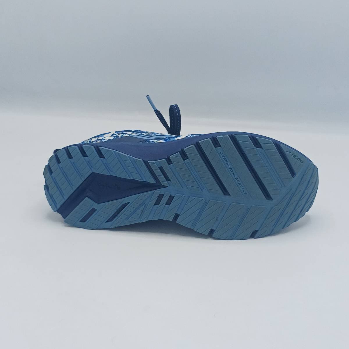 Brooks Revel 5