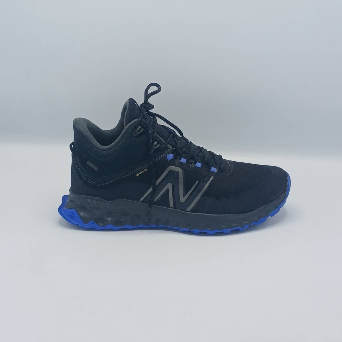 New Balance Fresh Foam Goretex
