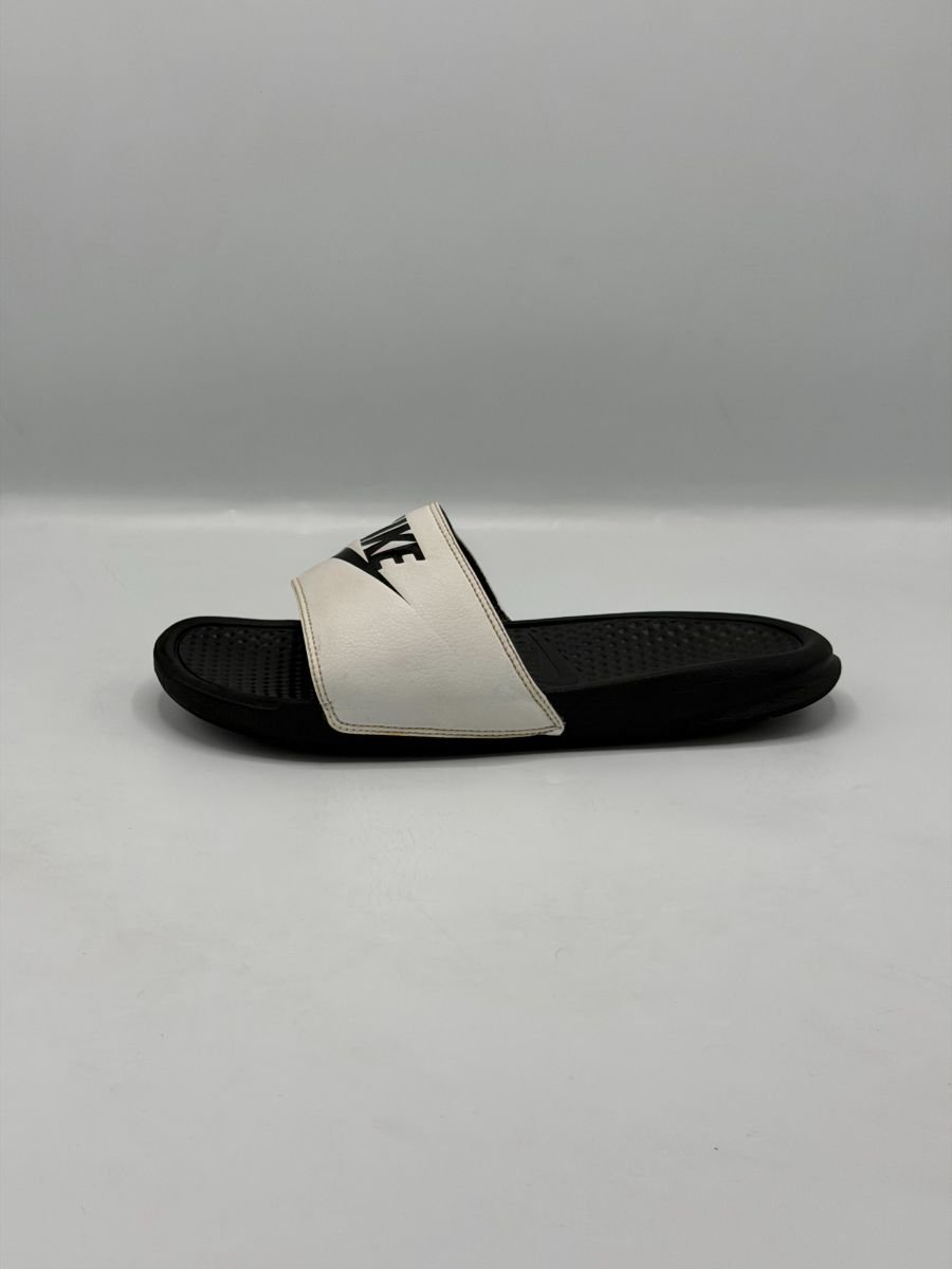 Nike Victori One