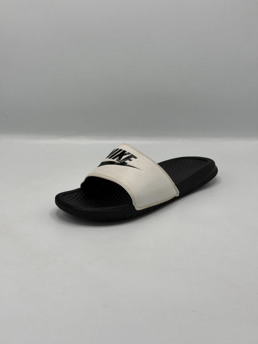 Nike Victori One