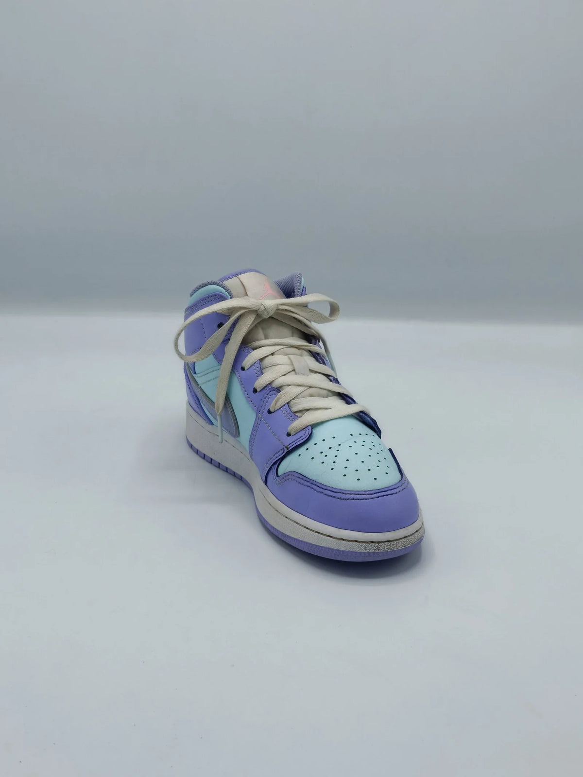 Jordan 1 Retro Mid Purple