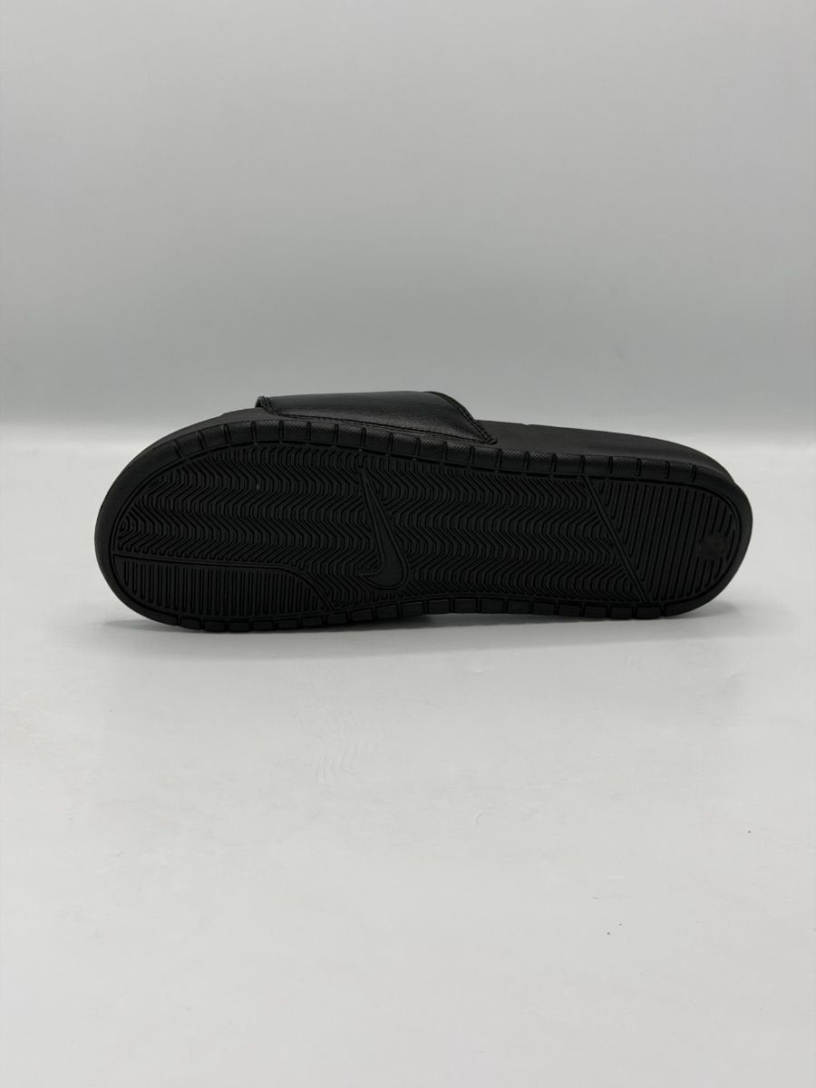 Nike Victori One