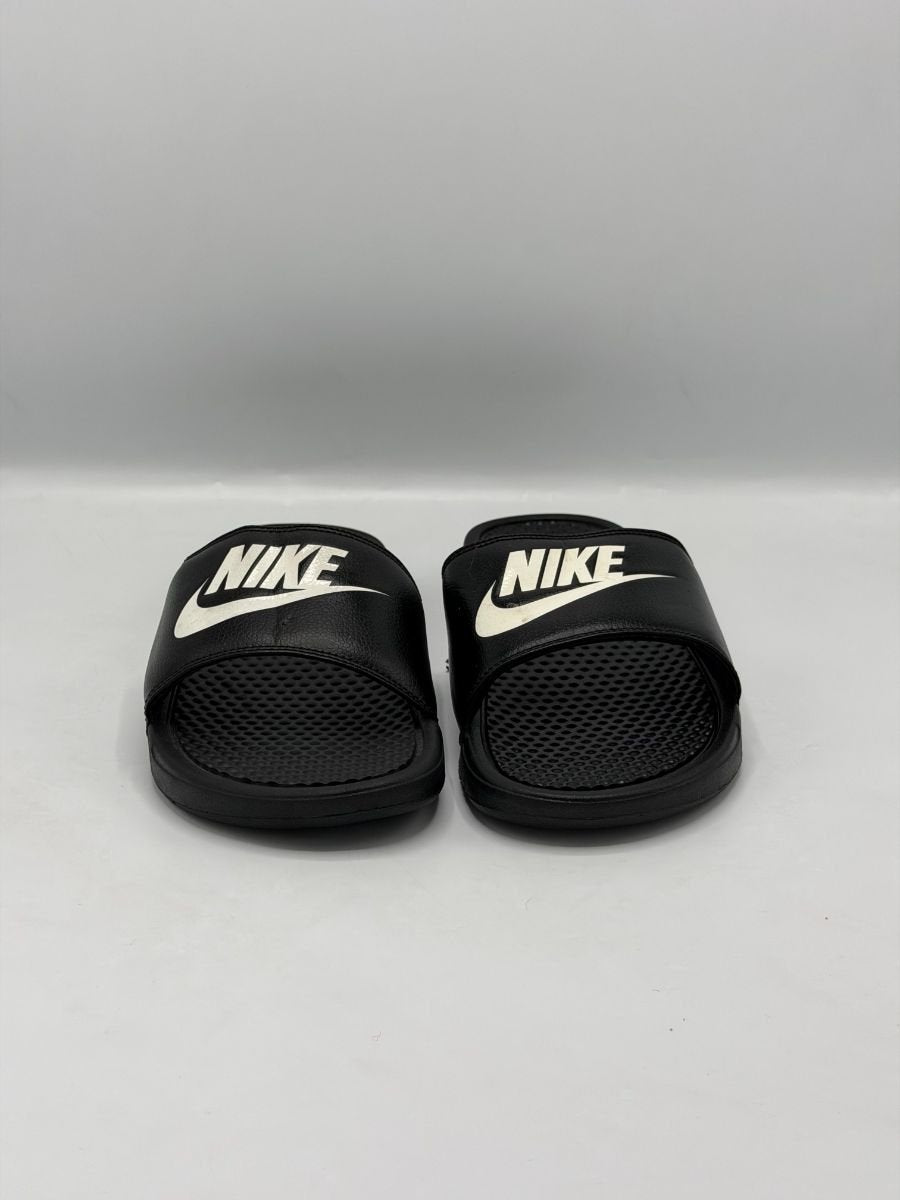Nike Victori One
