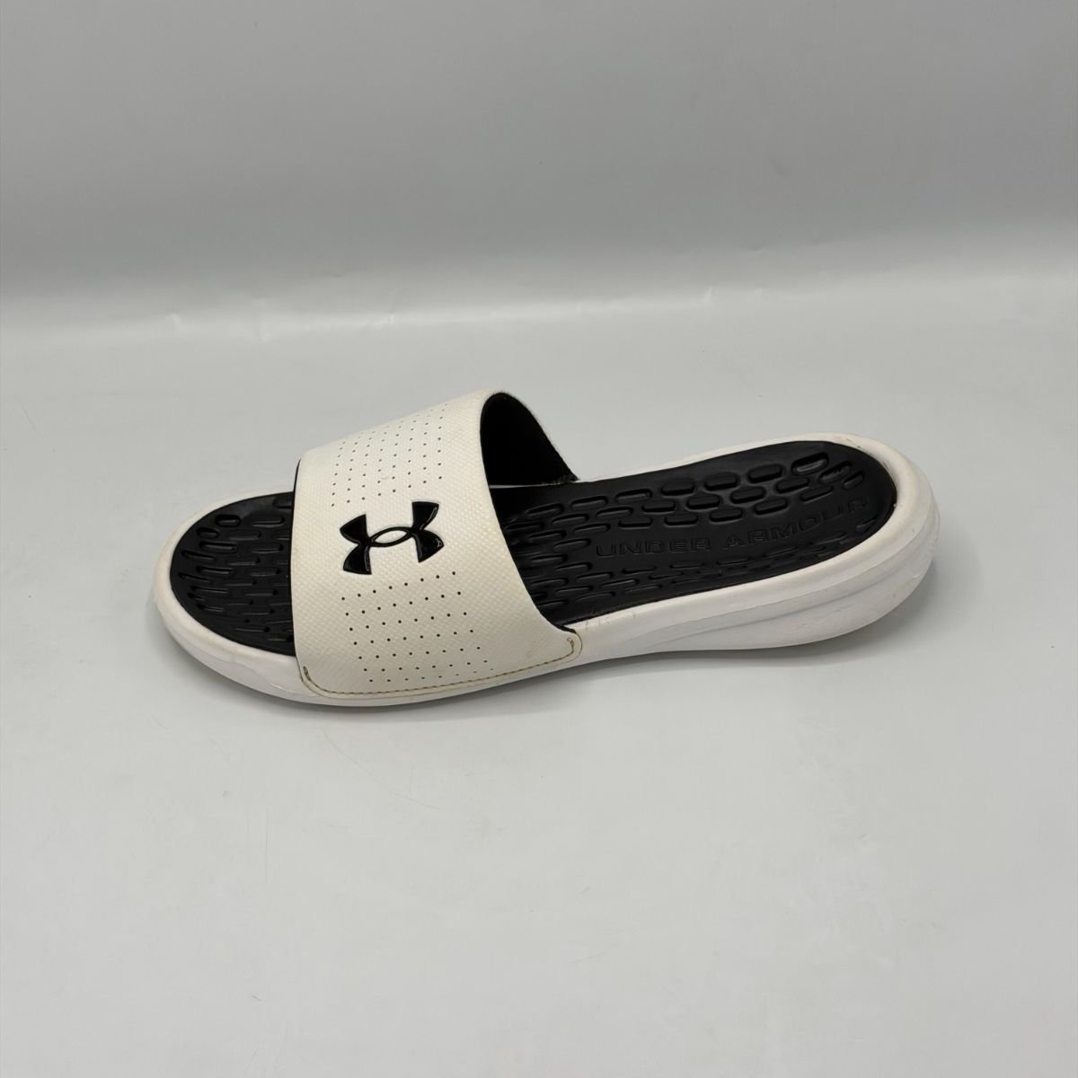 Under Armour Play Make