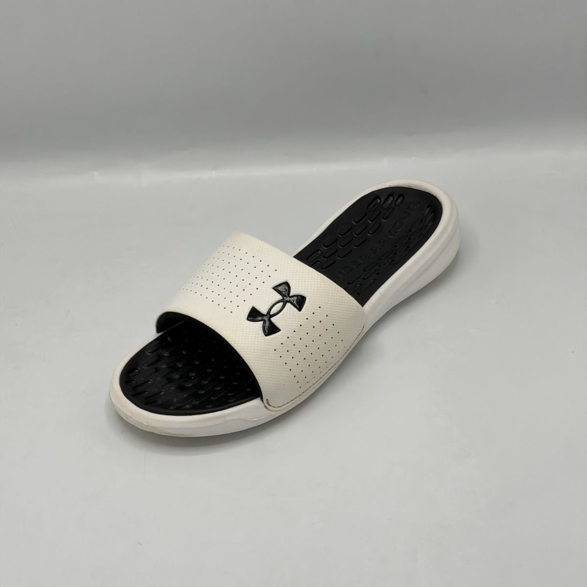 Under Armour Play Make