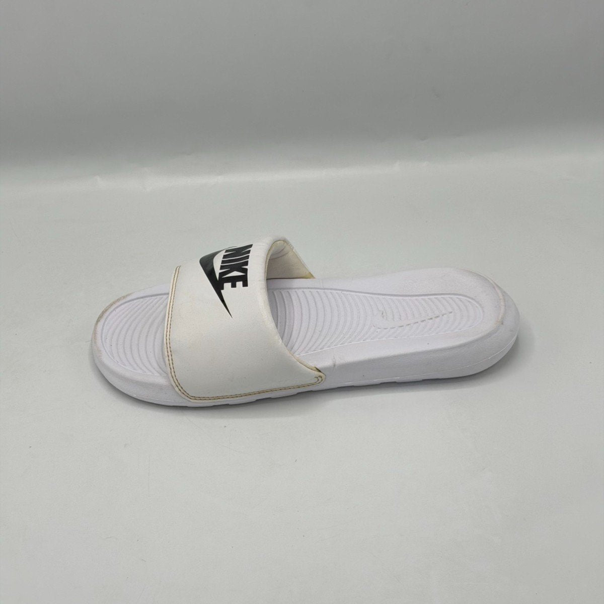 Nike Victori One