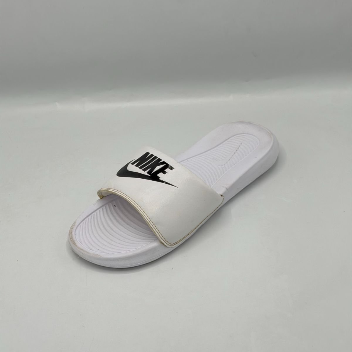 Nike Victori One
