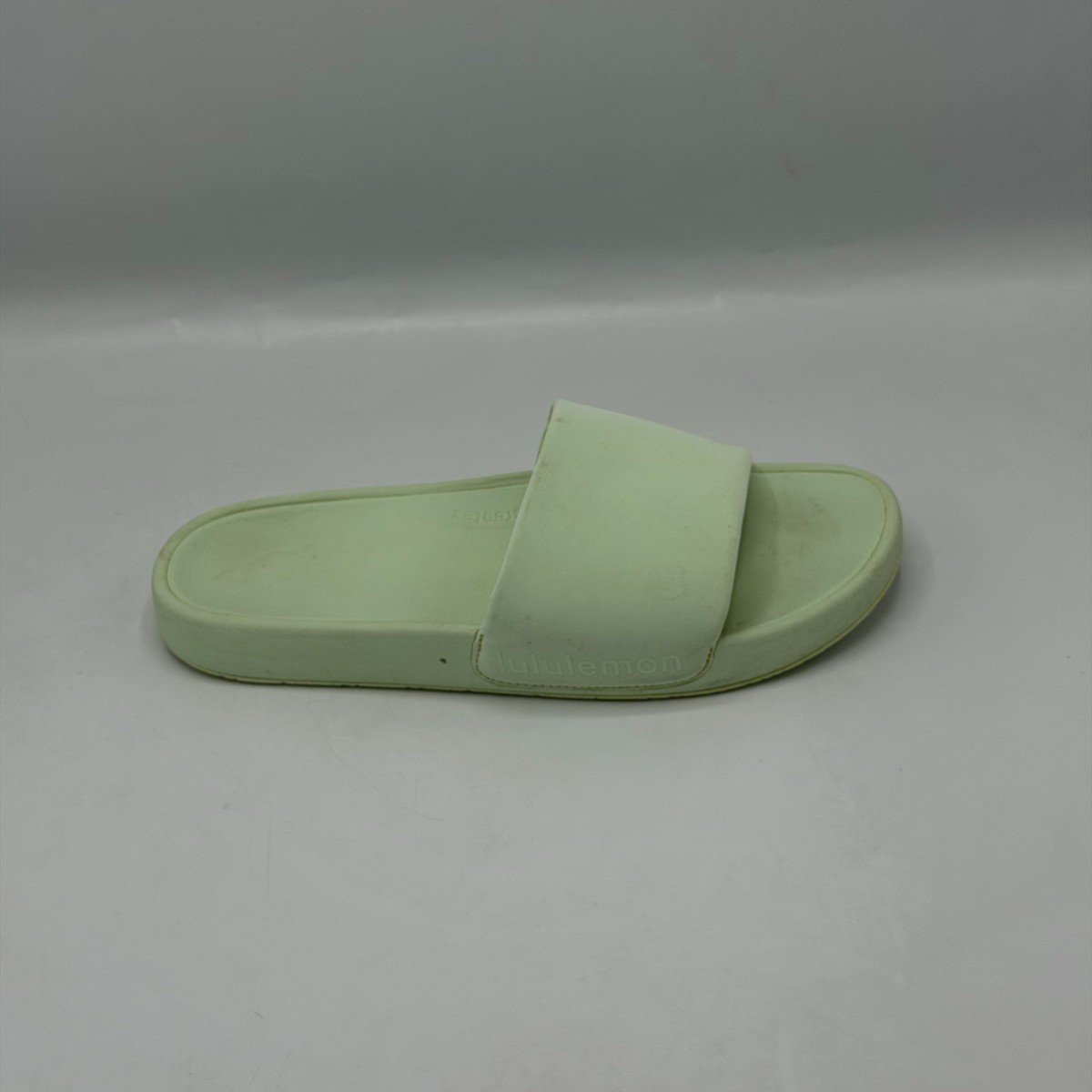 Lululemon Rest Feet