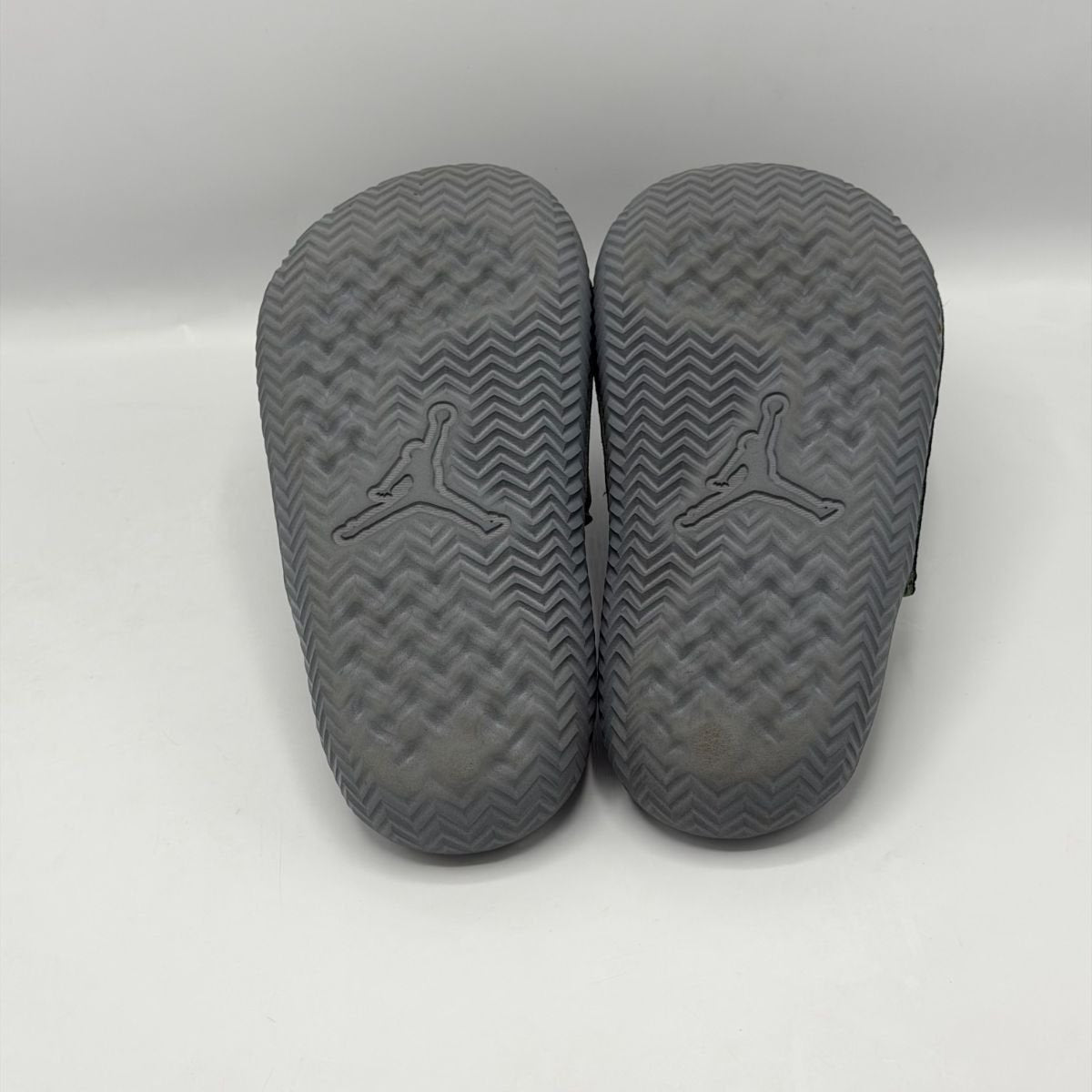 Jordan Play Slide