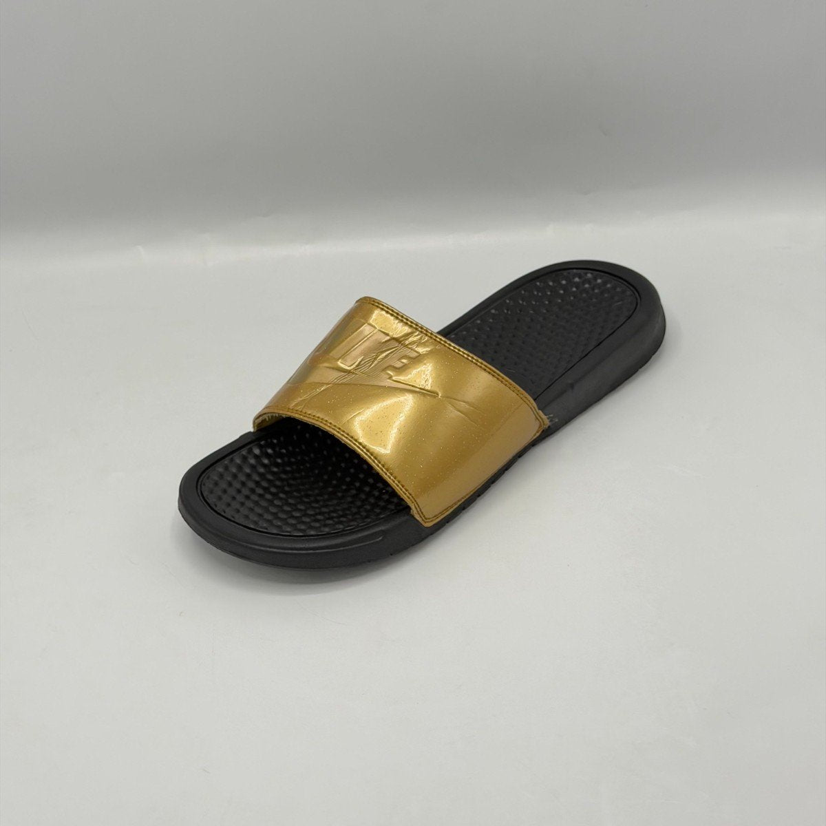 Nike Victori One