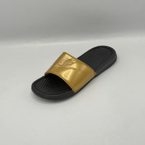 Nike Victori One