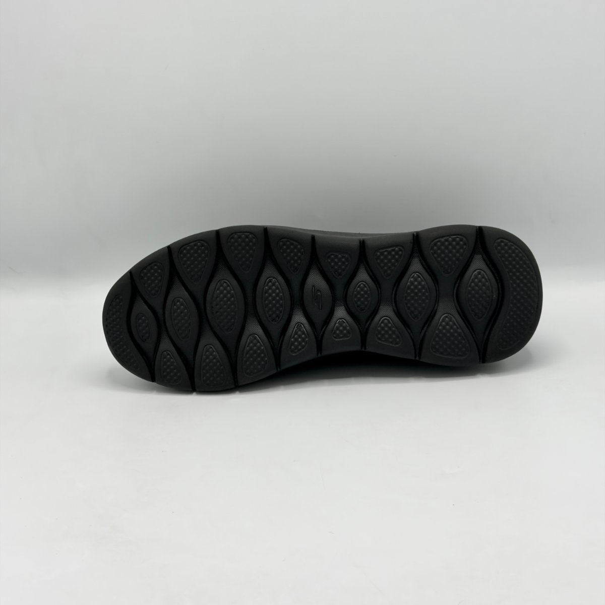 Skechers Go Walk 6