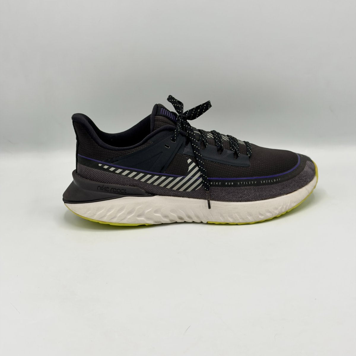Nike Legend React 2