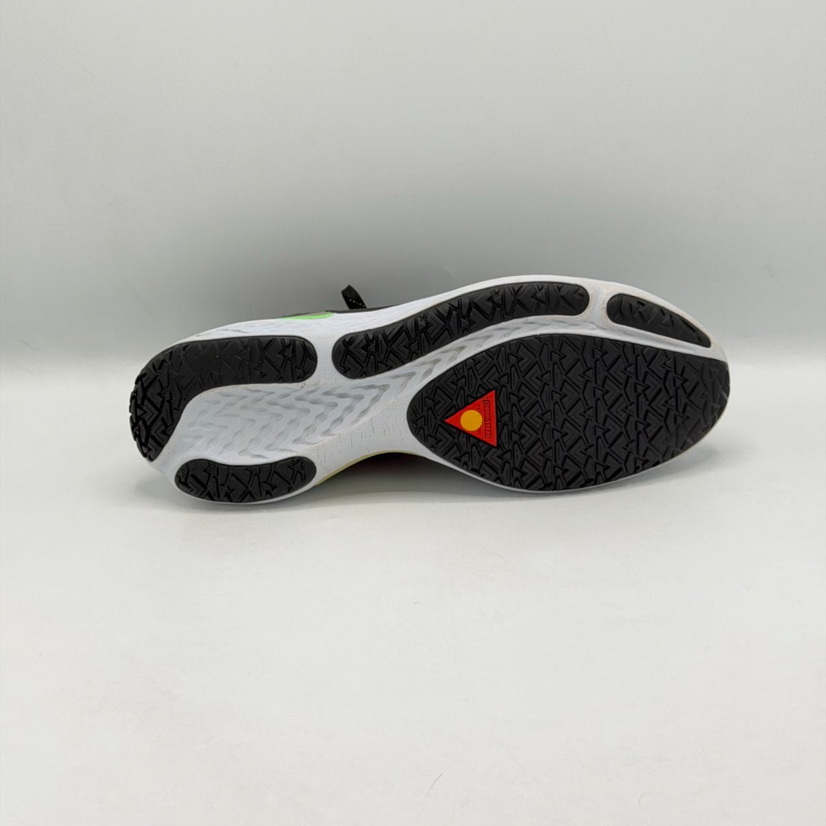 Nike React Miles Shield