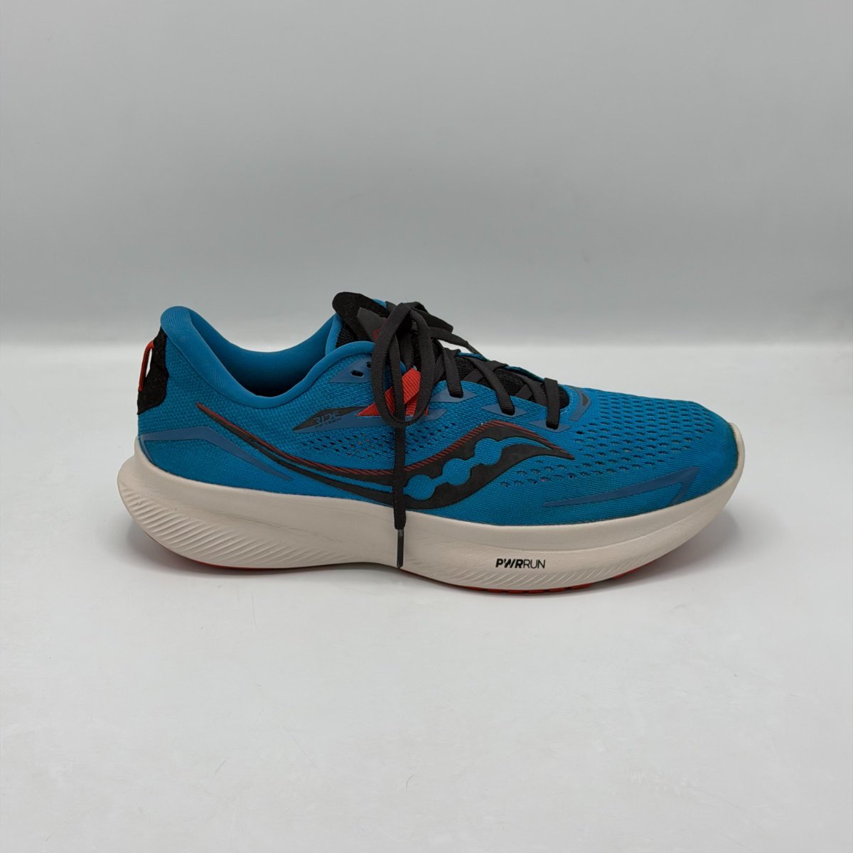 Saucony Run 6