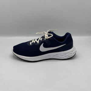 Nike Revolution 6