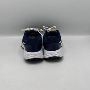 Nike Revolution 6