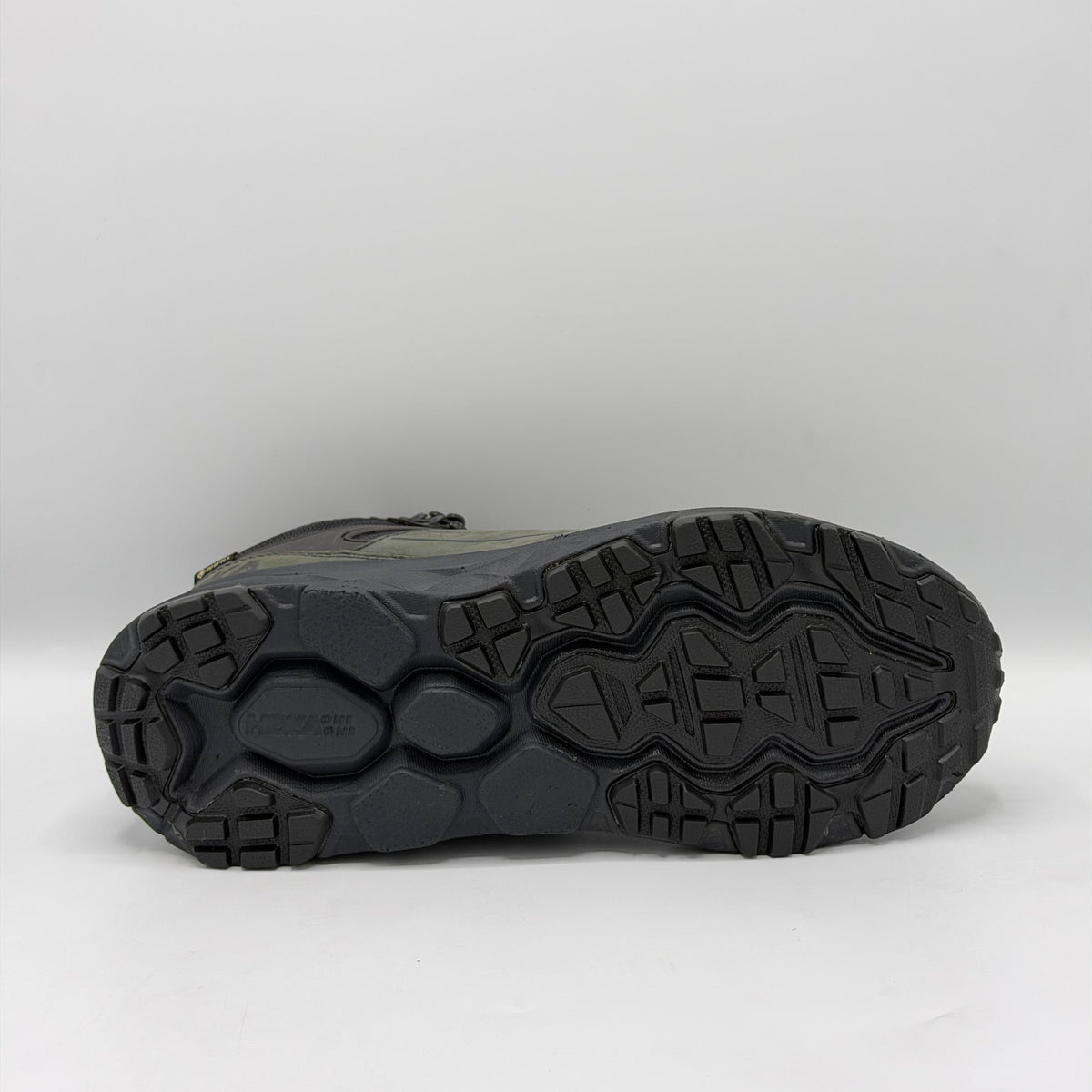 Hoka One Challenger GTX