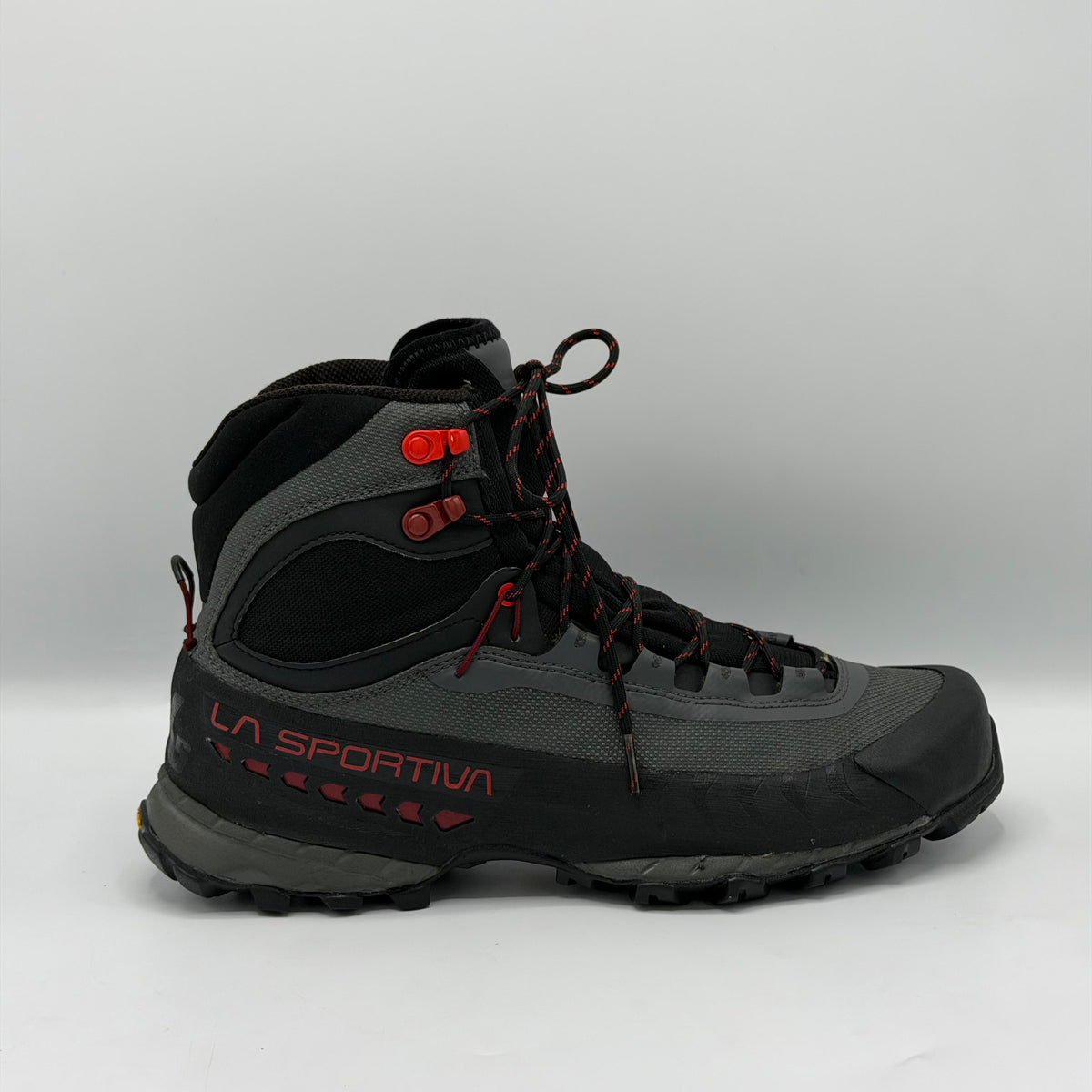 LA Spotiva TXS GTX