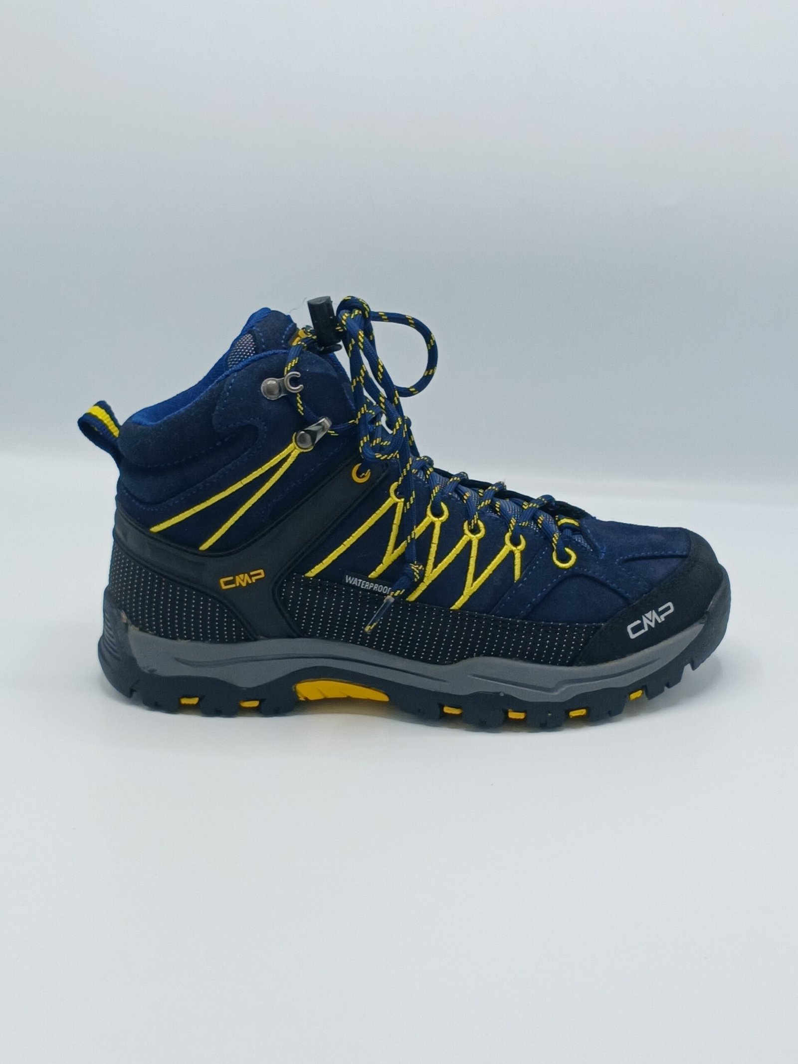 20250904_163855 Cmp Regal Mid - Image 1